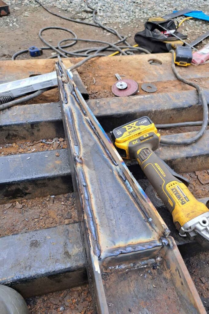 fabrication-métallique-sur-mesure-Cantons-de-l’Est---savoir-fer-hebert Fabrication métallique sur mesure dans les Cantons de l'est par Savoir-fer Hébert. Soudure mobile et en atelier à Bolton-est